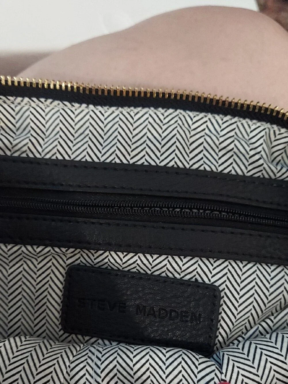 Steve Madden Black Began Leather Pouch with Gold Zip